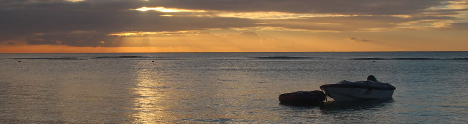 "2014.8. 毛里求斯: Vilage Hall Lane海滩晚霞"